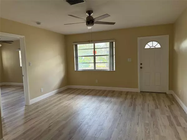 Oakland Park, FL 33334,602 NE 38th St