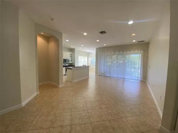 Parkland, FL 33076,8203 NW 128th Ln #18-D