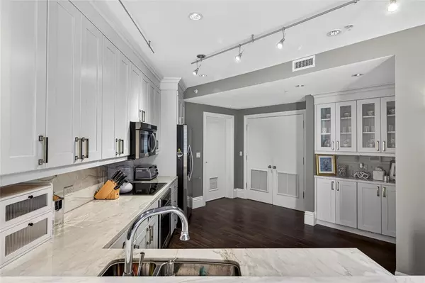 Boca Raton, FL 33432,455 E Palmetto Park Rd #2E