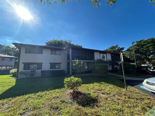 Fort Lauderdale, FL 33321,9624 S Belfort Cir #202