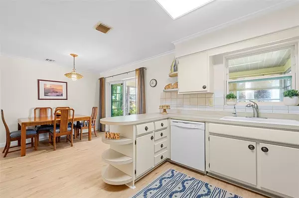 Pompano Beach, FL 33064,2941 NE 8th Ave