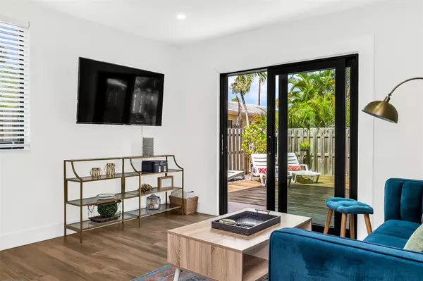 Fort Lauderdale, FL 33304,738 NE 17th Ave