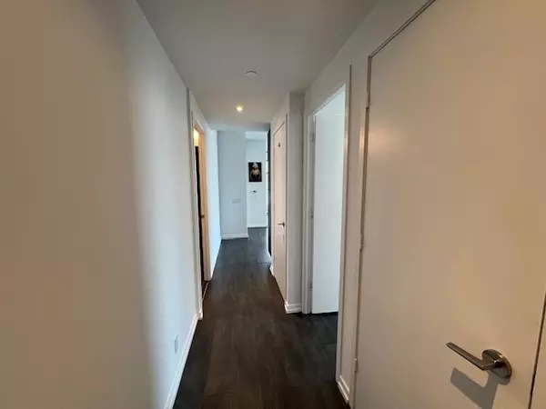 Vaughan, ON L4K 0J3,1000 Portage Pkwy #1903