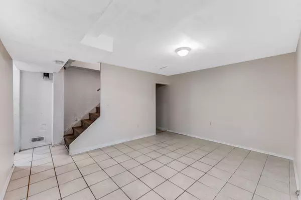 Brock, ON L0K 1A0,575 North ST N #Basement