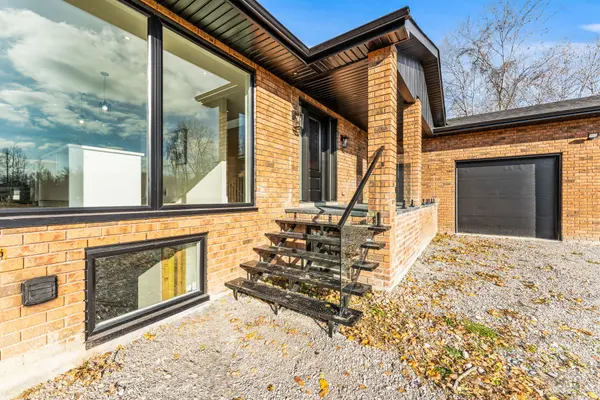 26375 Woodbine AVE, Georgina, ON L4P 3E9