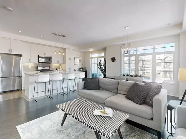 East Gwillimbury, ON L9N 0R7,53 Blackpool LN