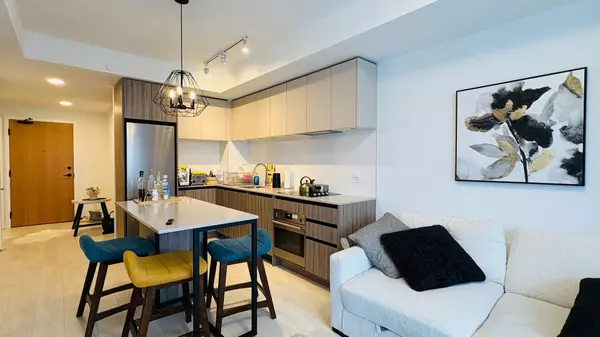 Vaughan, ON L4J 0L4,7950 Bathurst ST #B-208