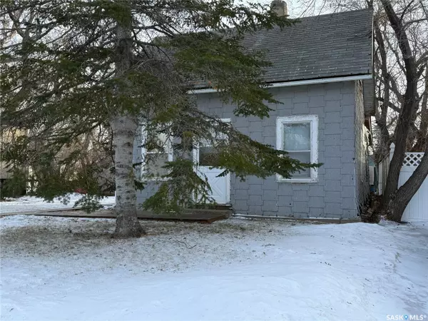 Moose Jaw, SK S6H 3A3,1035 Carleton STREET