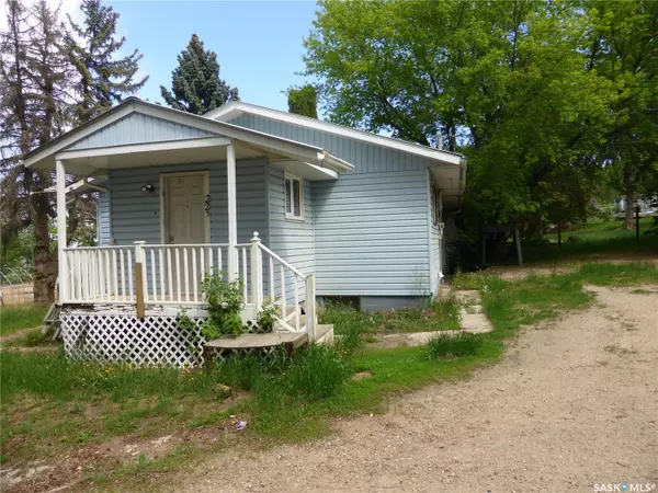 Paradise Hill, SK S0M 2G0,225 2nd STREET
