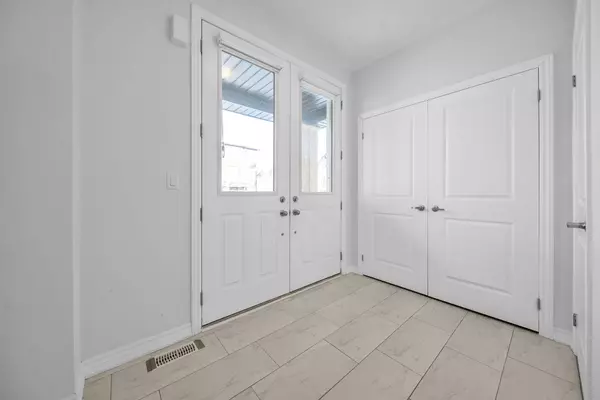 Caledon, ON L7C 1Z9,32 Camino Real DR