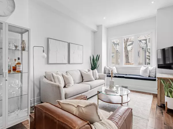 Toronto W02, ON M6P 2G9,329 Indian Road CRES