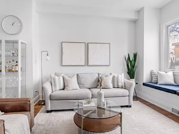 Toronto W02, ON M6P 2G9,329 Indian Road CRES