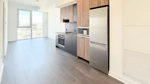 Toronto W08, ON M8Z 0H5,1037 The Queensway N/A #817