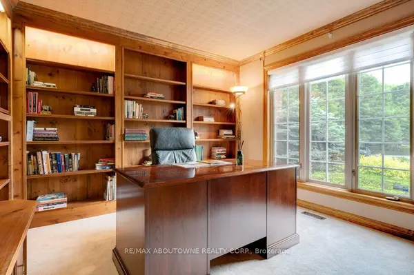 6365 Breckenridge PL, Burlington, ON L7P 0K8