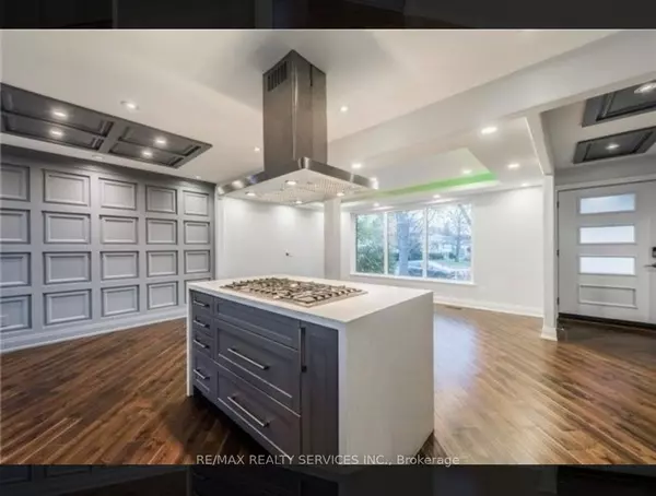 Brampton, ON L6W 1H2,11 Duncan Bull DR