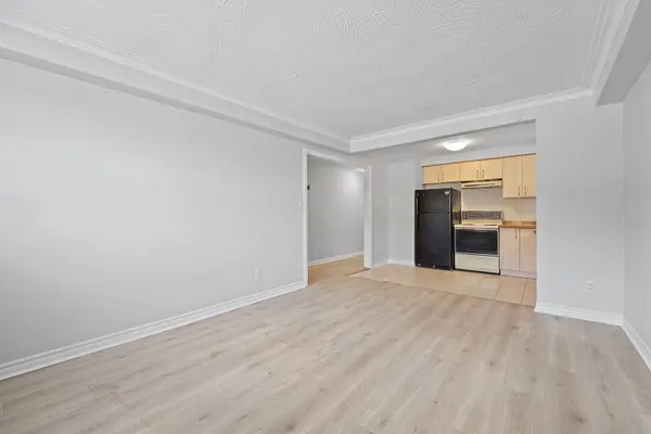 Toronto W06, ON M8V 2L7,44 Albert AVE #1