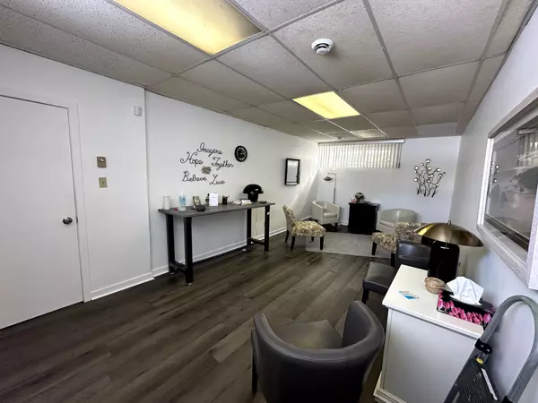 Cornwall, ON K6H 4J6,305 Baldwin AVE