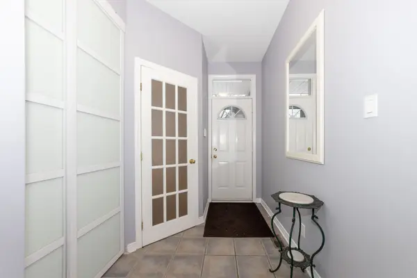 Orleans - Cumberland And Area, ON K4A 4J1,917 Markwick CRES