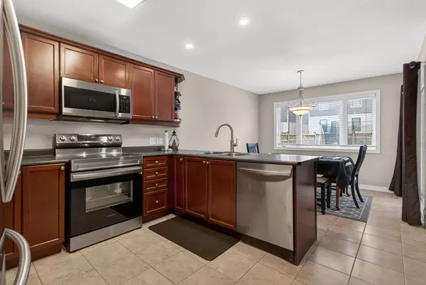 Tillsonburg, ON N4G 5X8,12 Langrell AVE