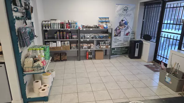 London East, ON N5W 5V5,90 Charterhouse CRES #19