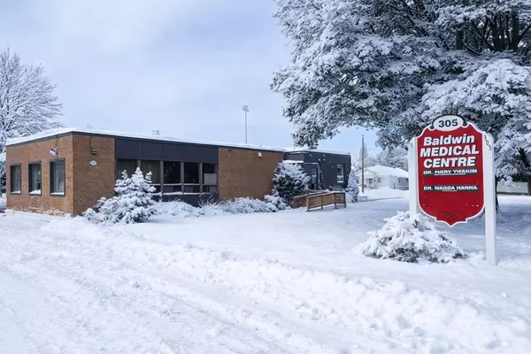 Cornwall, ON K6H 4J6,305 BALDWIN AVE #2