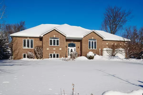 6637 Stanmore ST, Greely - Metcalfe - Osgoode - Vernon And Area, ON K4P 1G7