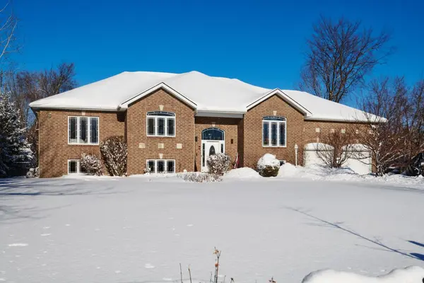 6637 Stanmore ST, Greely - Metcalfe - Osgoode - Vernon And Area, ON K4P 1G7