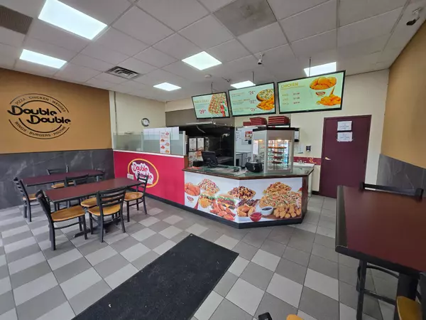 Guelph, ON N1H 7G5,666 Woolwich ST #10