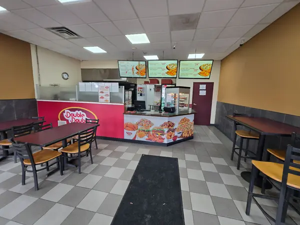 Guelph, ON N1H 7G5,666 Woolwich ST #10