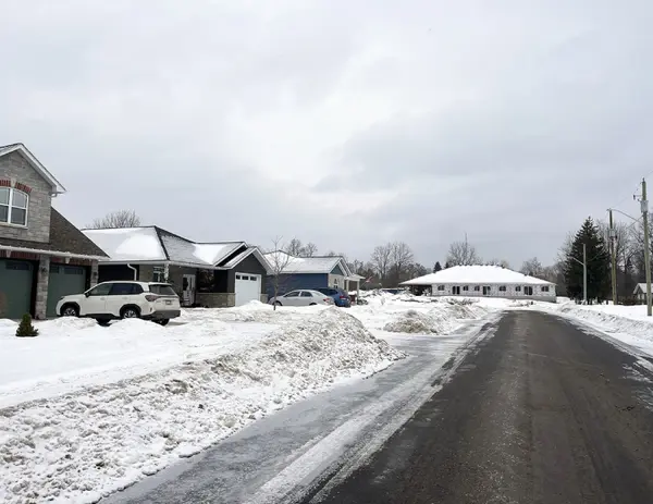 Centre Hastings, ON K0K 2K0,3 Victor ST