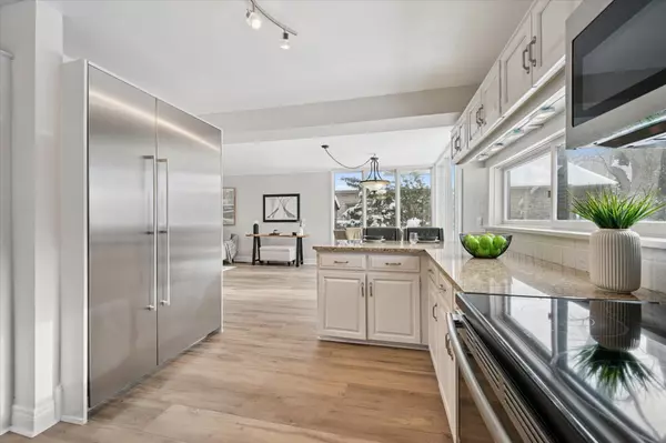 Guelph, ON N1E 4S5,64 Stuart ST