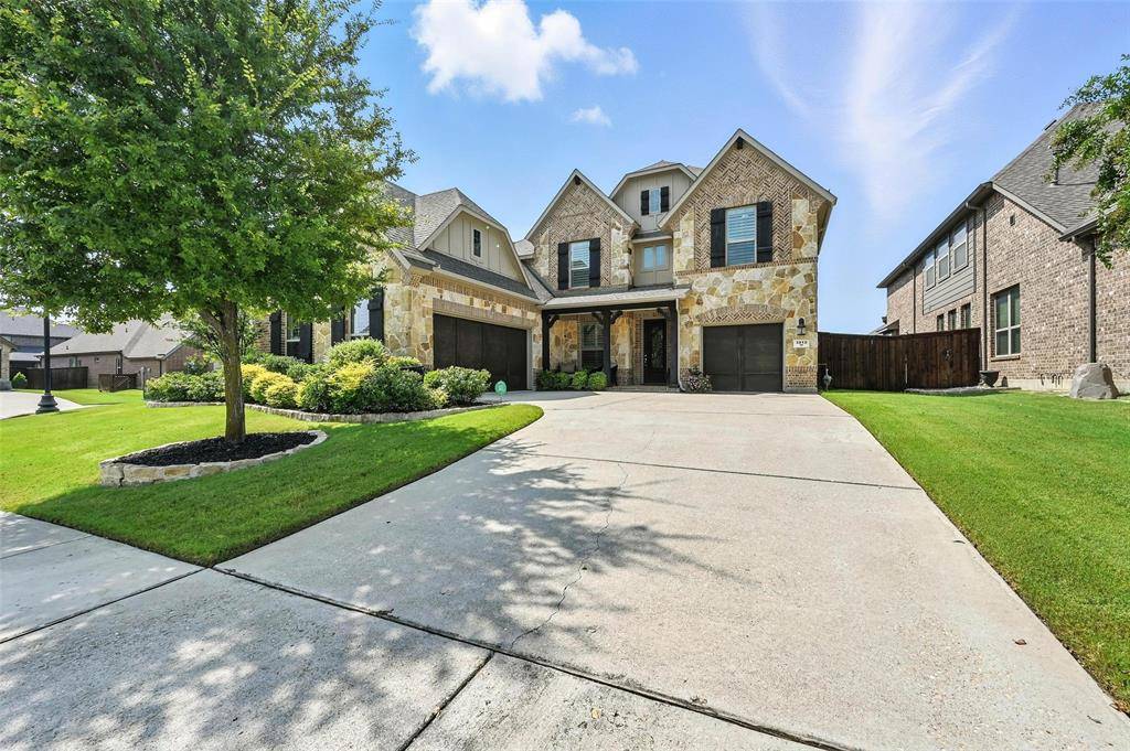 3012 Reese Park Drive, Mansfield, TX 76063