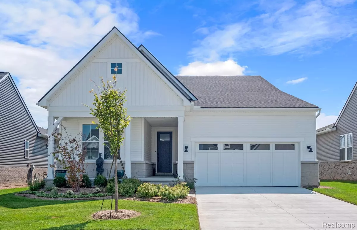 Milford, MI 48381,3388 Beech Bark CT