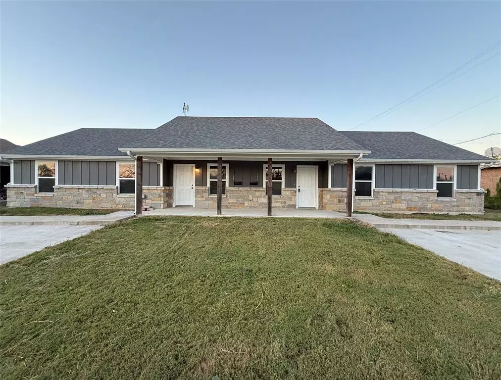 Itasca, TX 76055,108 W Adams Street