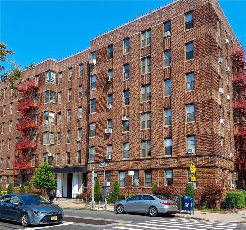 Brooklyn, NY 11230,1680 Ocean AVE #6A