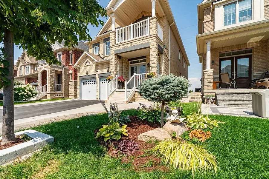 Brampton, ON L4S 2W5,19 Durango DR