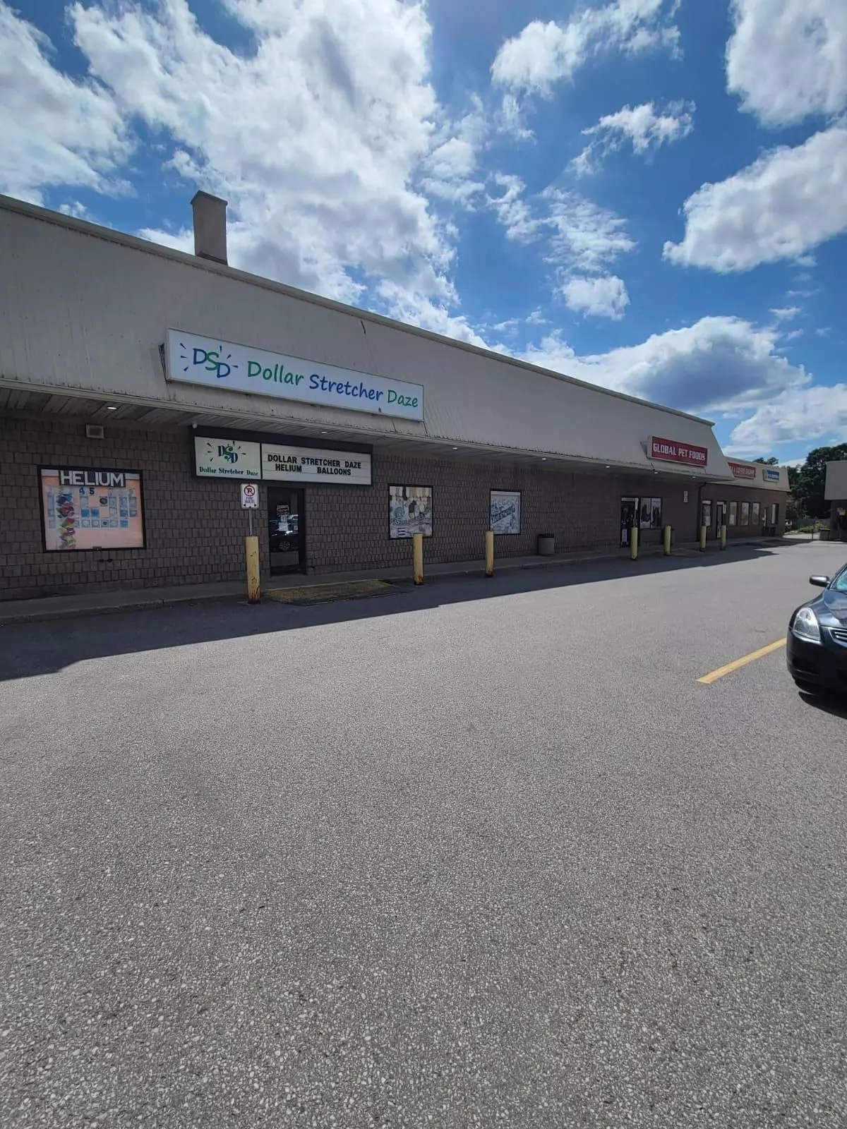 Halton Hills, ON L7J 1W1,8 Main ST N