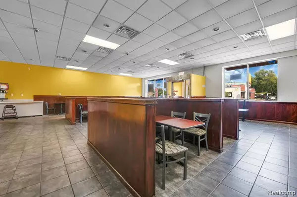 Detroit, MI 48235,15535 W McNichols RD