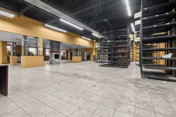 Inkster, MI 48141,26110 MICHIGAN AVE