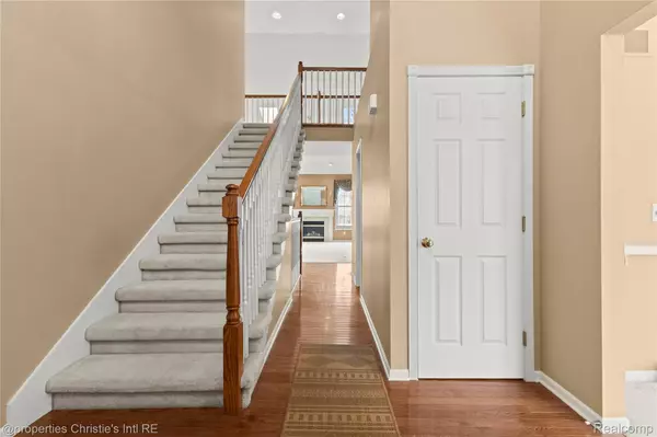 Grand Blanc, MI 48439,6166 Natures CV