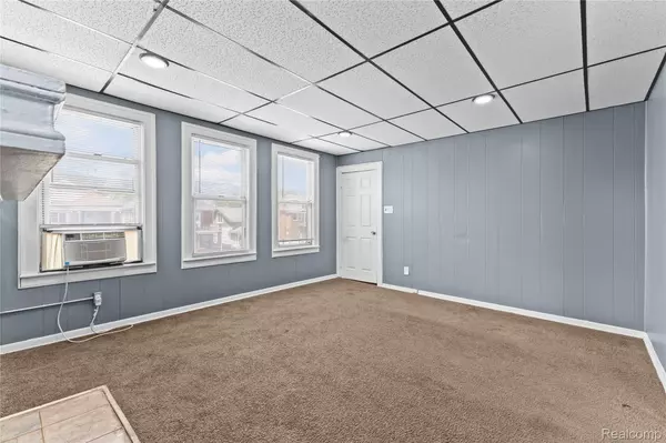 Detroit, MI 48204,5061 Hillsboro ST