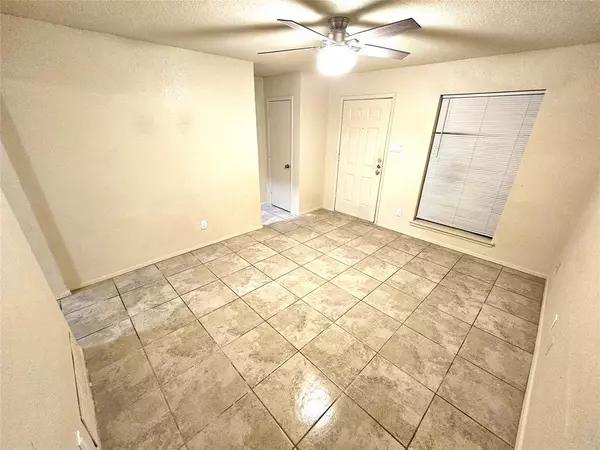 Keller, TX 76248,724 Bluebonnet Drive #B