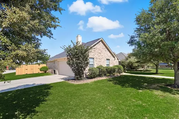 Krum, TX 76249,100 Turtle Dove