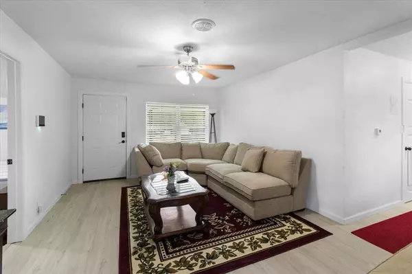 Arlington, TX 76011,608 N East Street