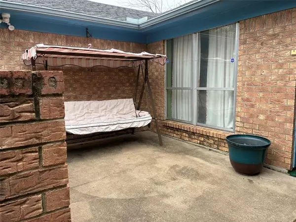 Mansfield, TX 76063,8430 Retta Mansfield Road