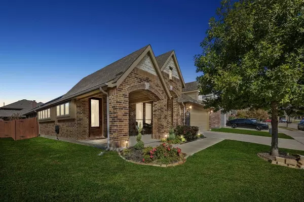 1200 White Dove Drive, Little Elm, TX 75068