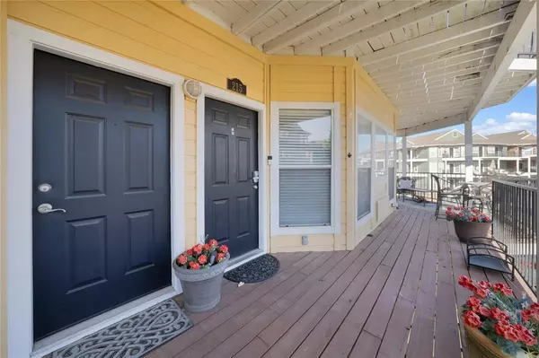 2164 Tanglewood Boulevard #C215, Pottsboro, TX 75076