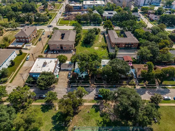 Dallas, TX 75203,732 Blaylock Drive