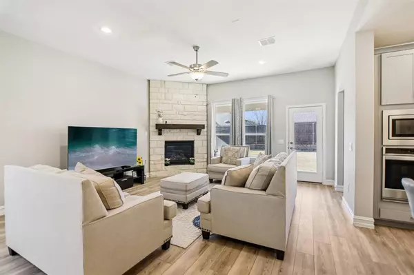 Aubrey, TX 76227,1512 Quentin Drive