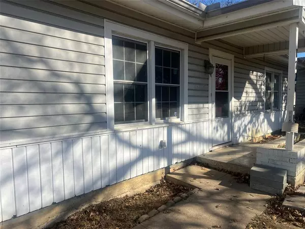 Arlington, TX 76010,1721 Jocyle Street